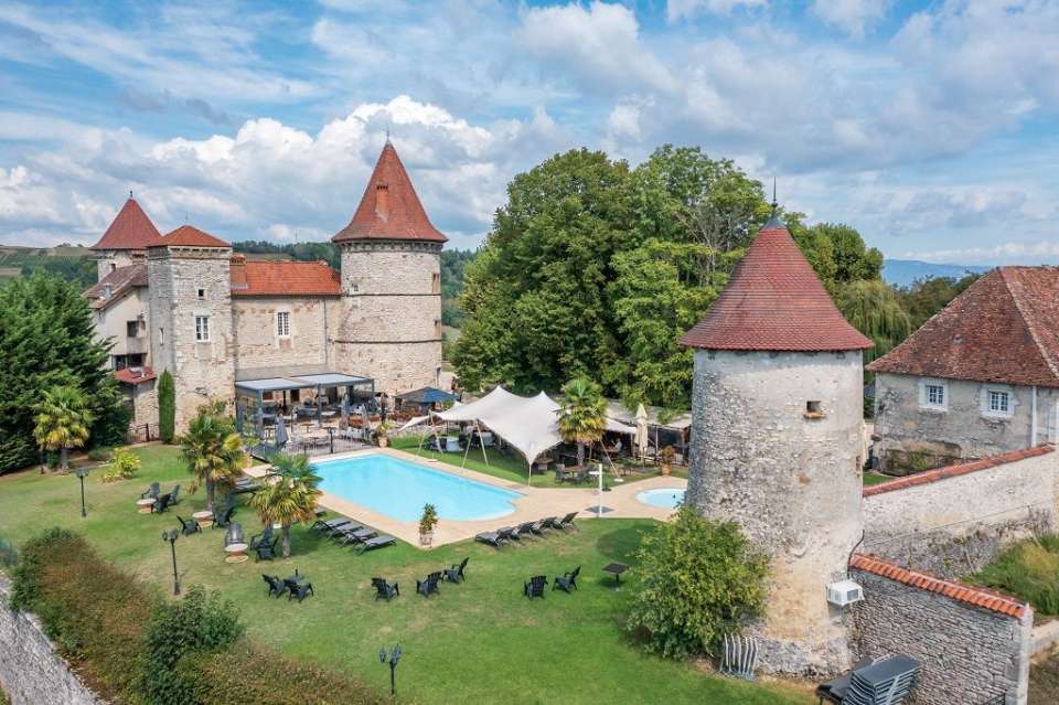 chateau