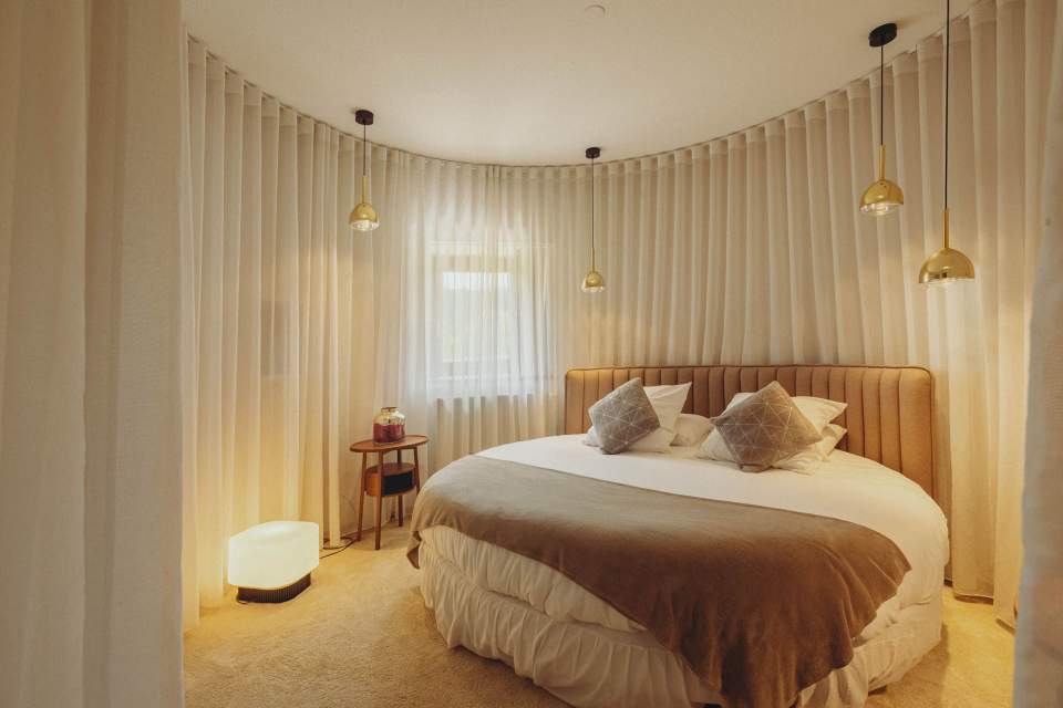 Room Château Chapeau Cornu Hotel Spa in Vignieu, Isere, Rhône Alpes